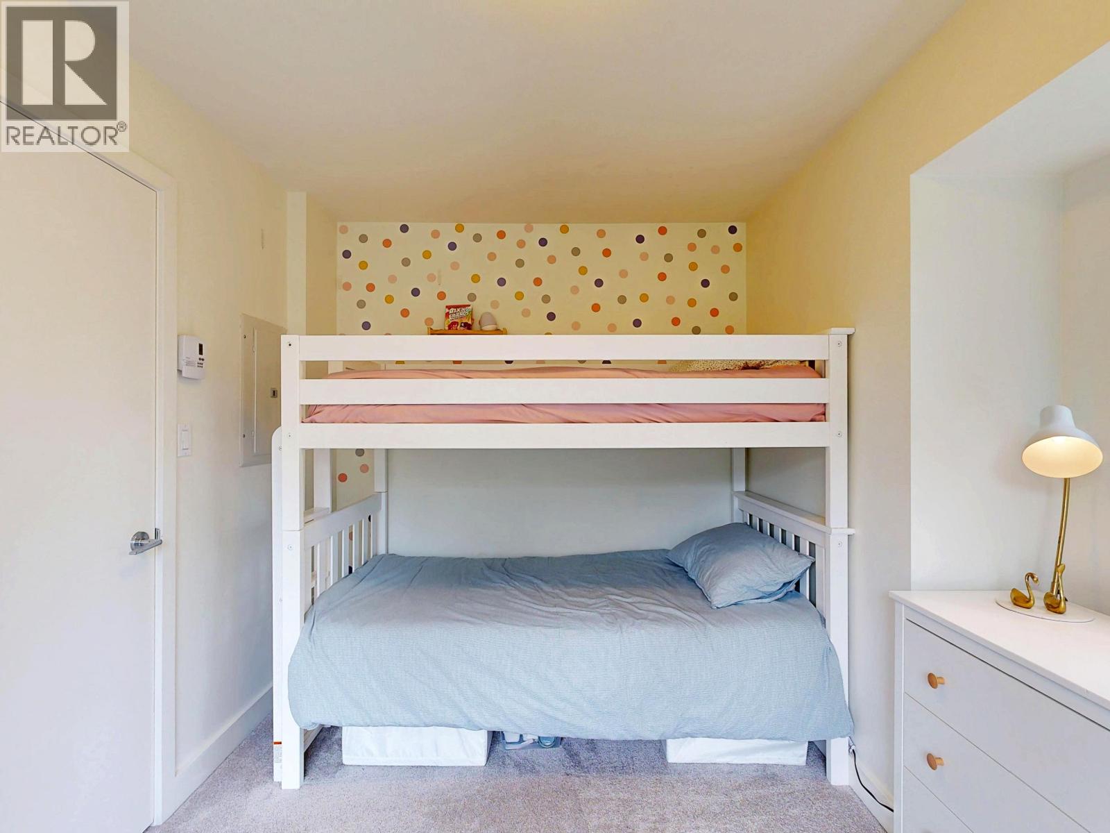 101 1672 E PENDER STREET, Vancouver