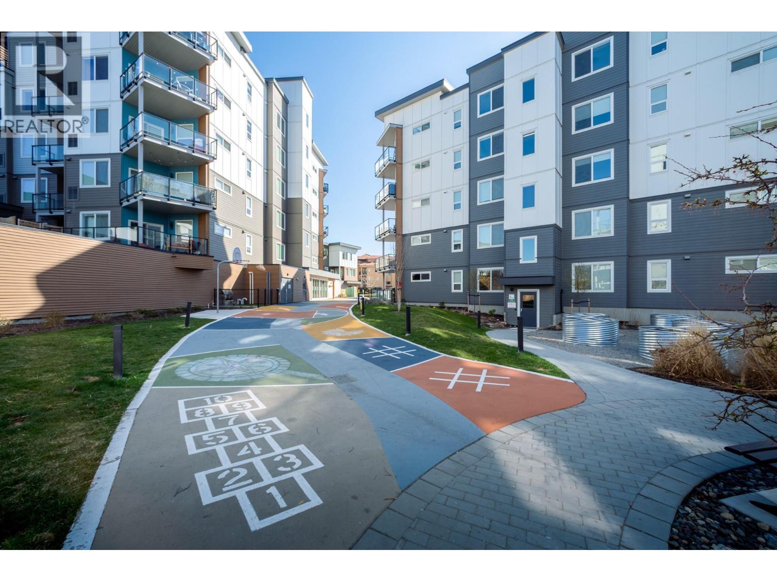 3642 Mission Springs Drive Unit# 204 Lot# 140, Kelowna