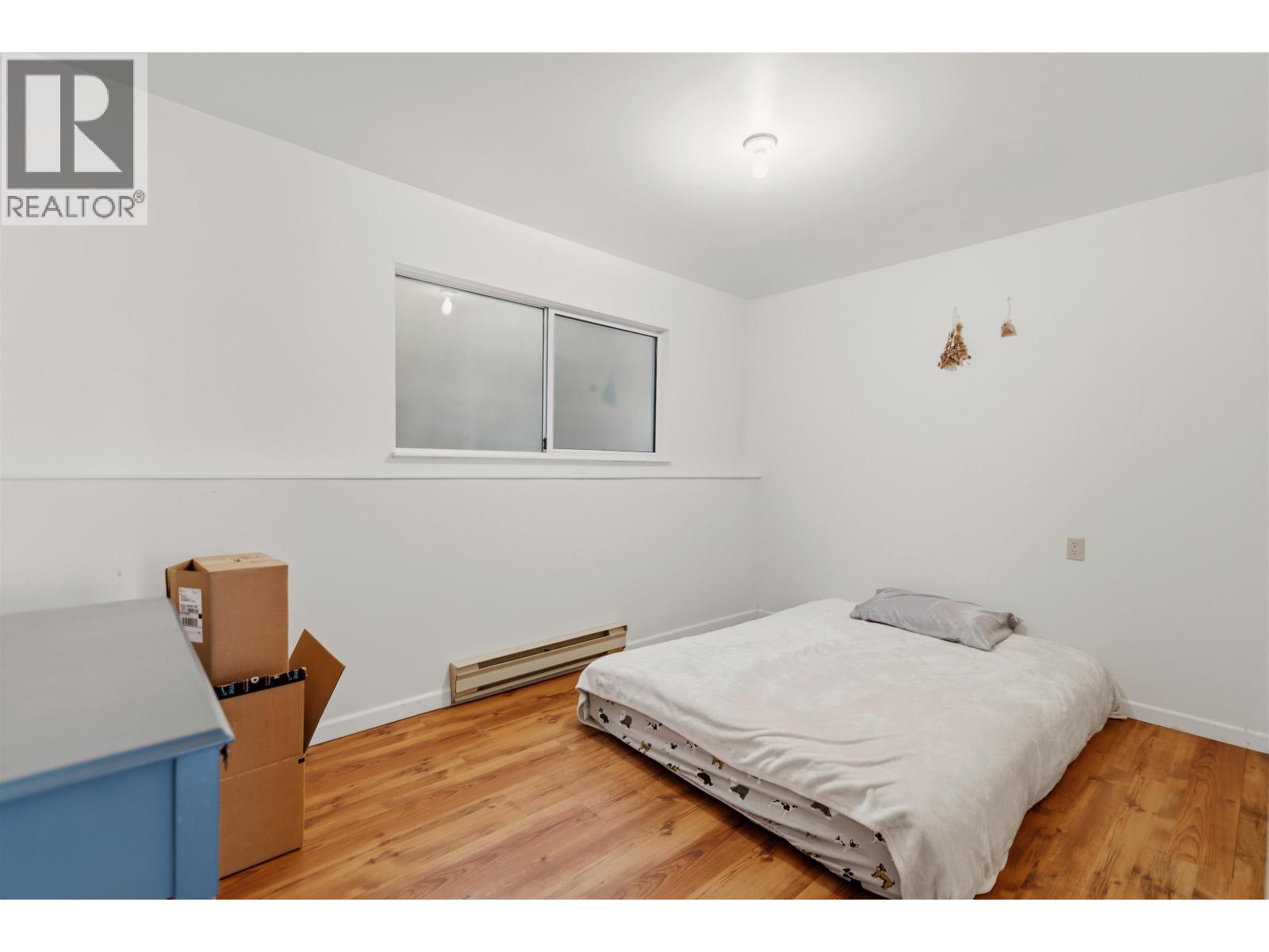 5549 SANS SOUCI ROAD, Halfmoon Bay