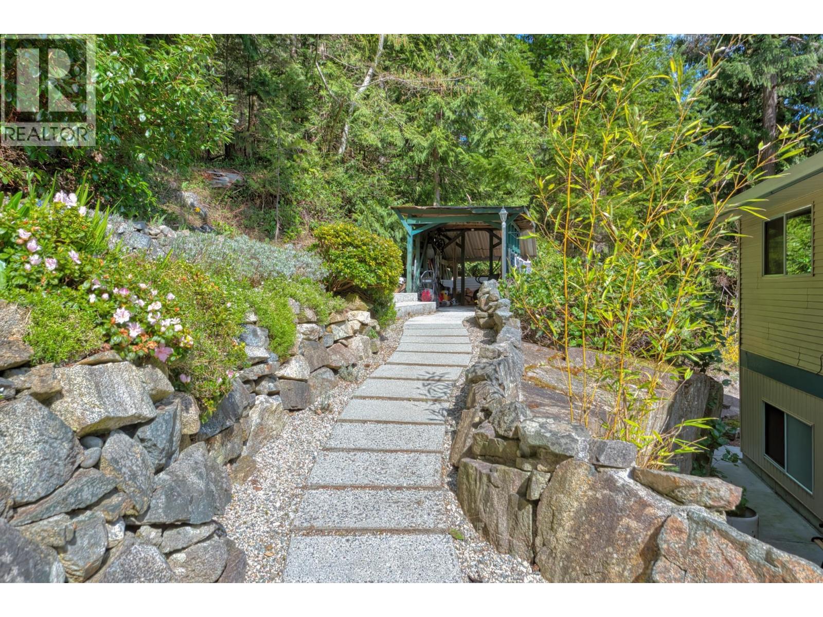 5549 SANS SOUCI ROAD, Halfmoon Bay