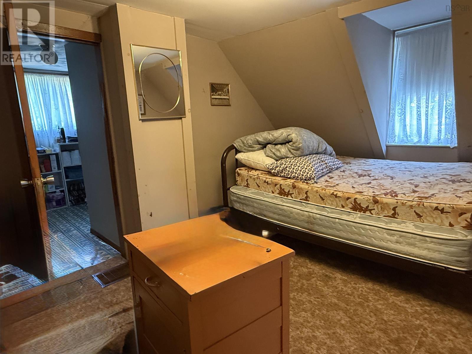 473 WILLOW AVENUE - 37