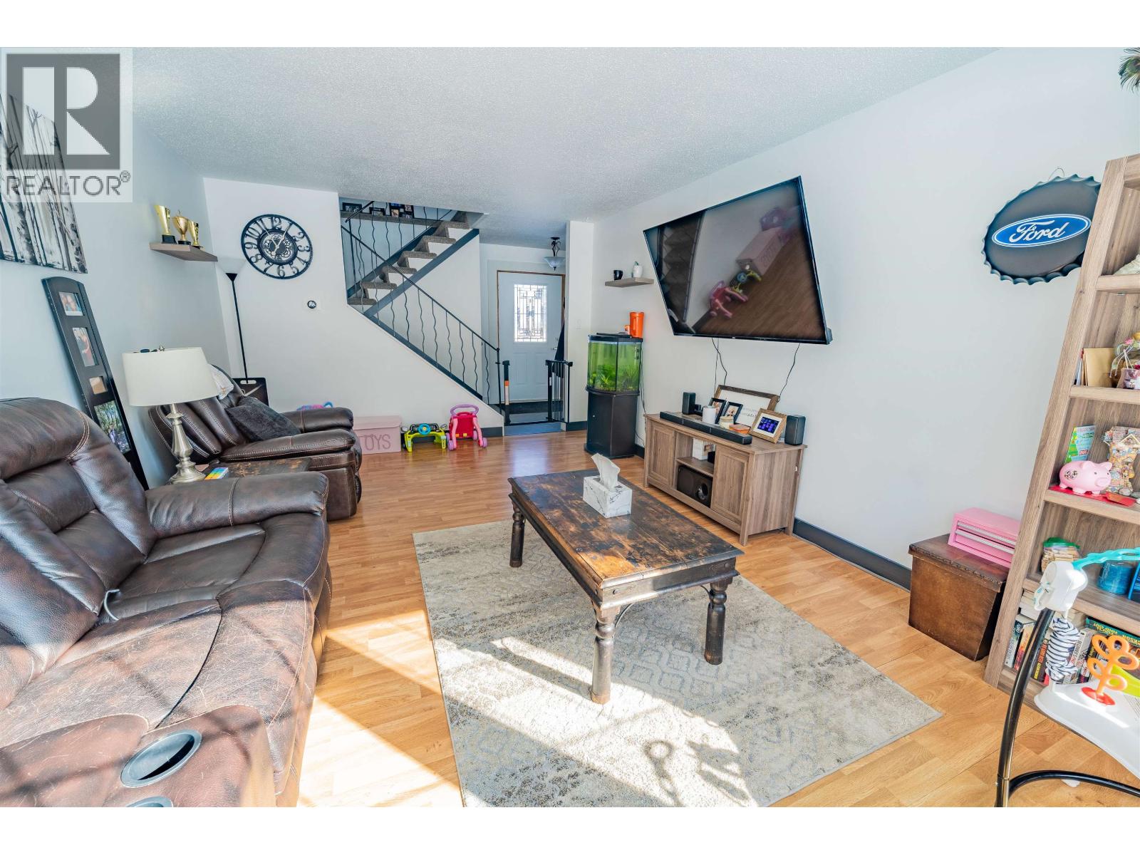 9527 112 AVENUE - 11