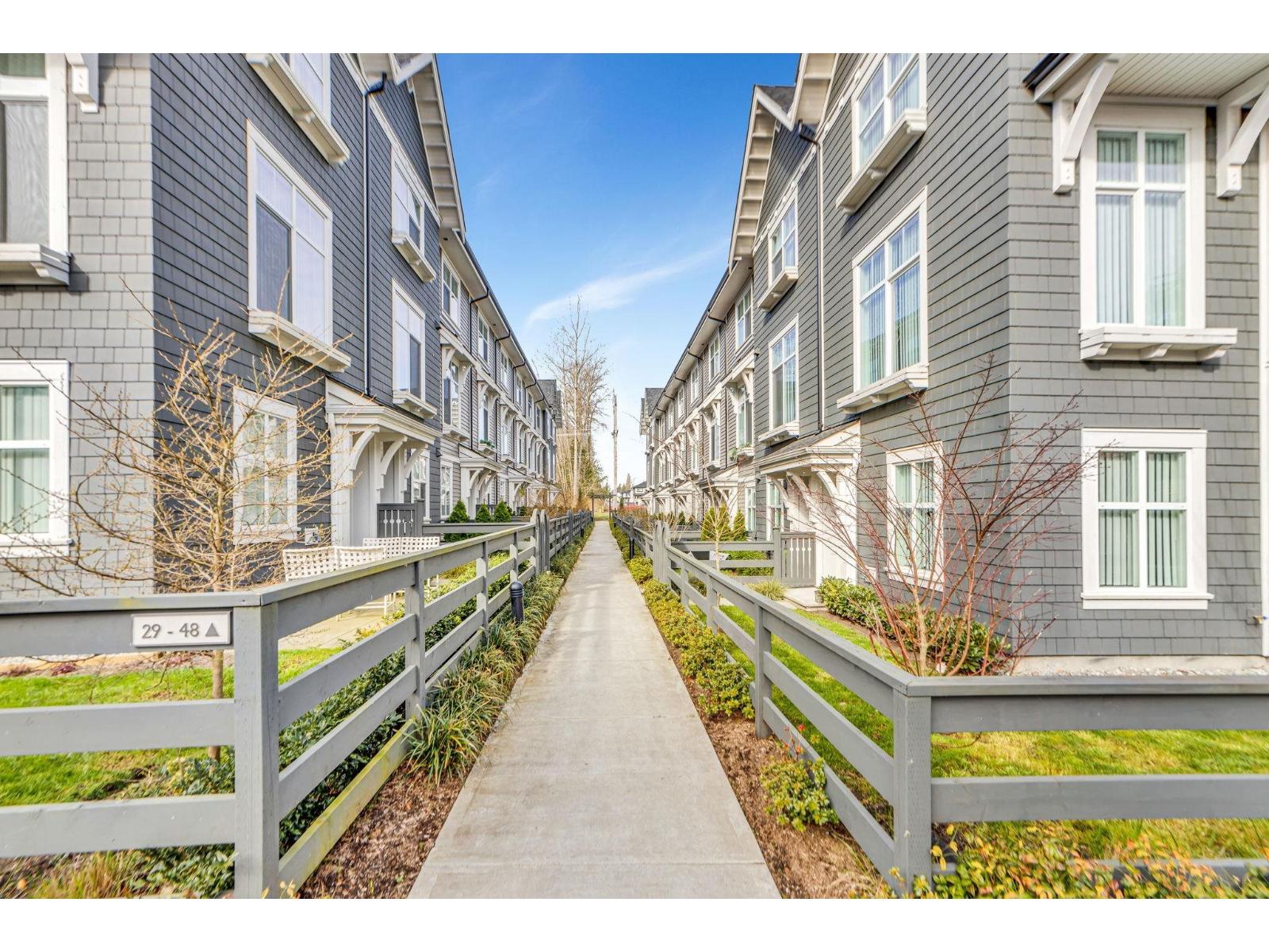 42 14151 58A AVENUE, Surrey