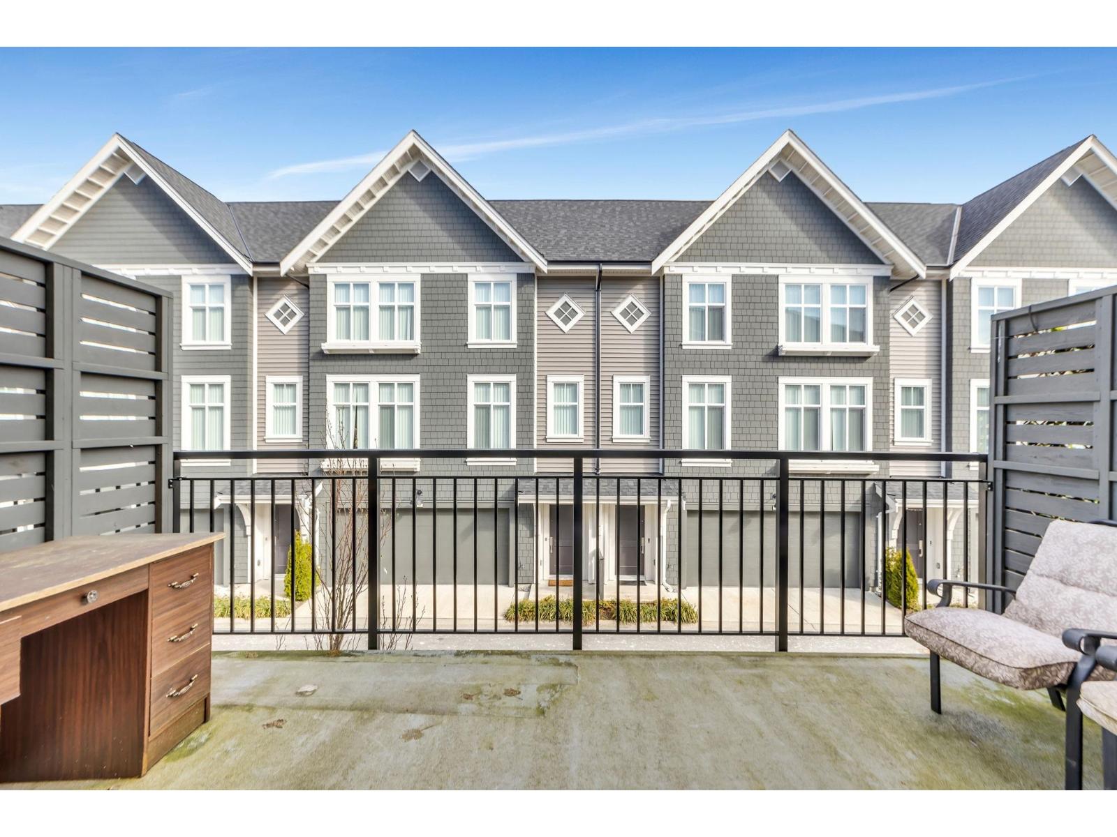 42 14151 58A AVENUE, Surrey