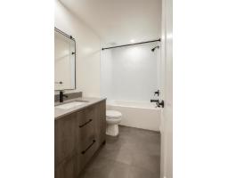 407 27215 Aldergrove Town Centre Drive, Langley, BC V4W0E3 Photo 9