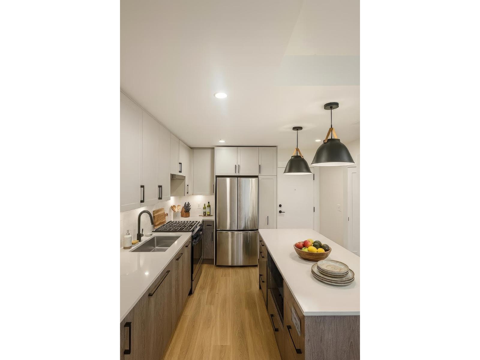 407 27215 ALDERGROVE TOWN CENTRE DRIVE, Langley