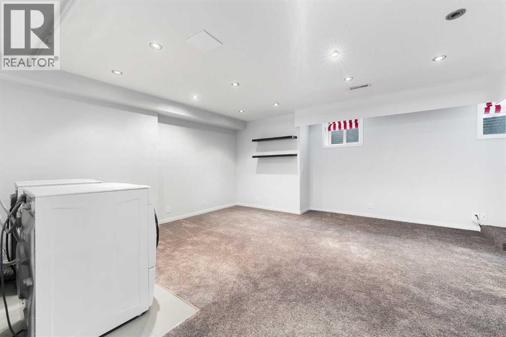 Single Family House for Sale in    Avenue SW South Calgary Calgary 