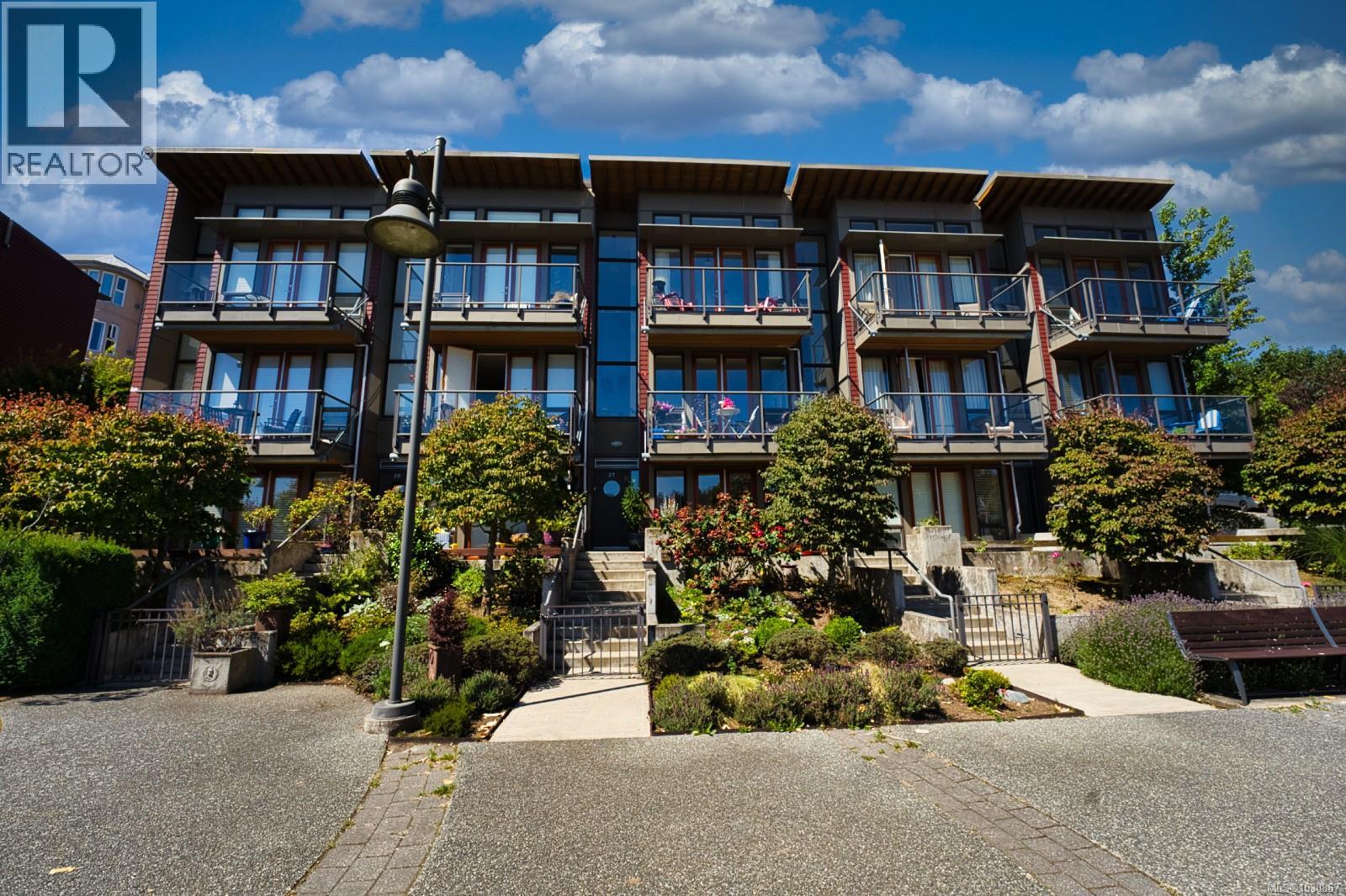 27 Cypress Street - photo 2