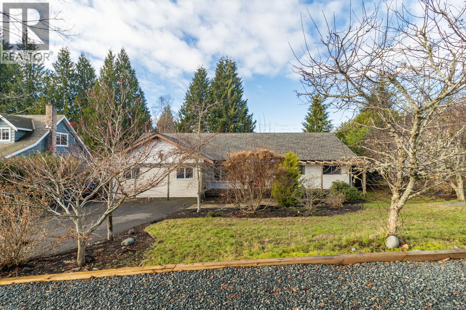 519 ASPEN Ave, Qualicum Beach