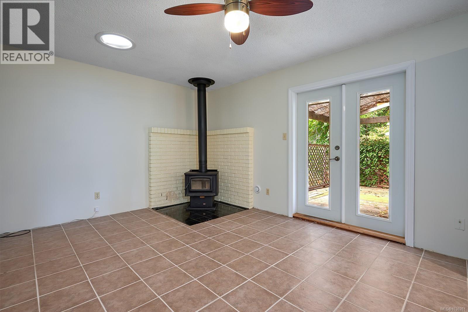 519 ASPEN Ave, Qualicum Beach