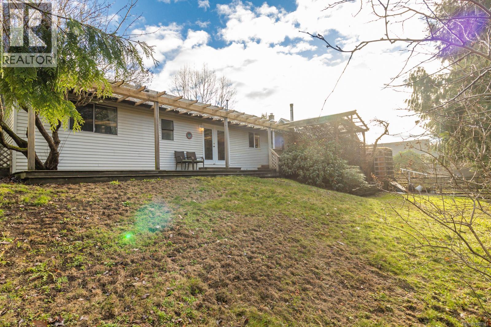 519 ASPEN Ave, Qualicum Beach