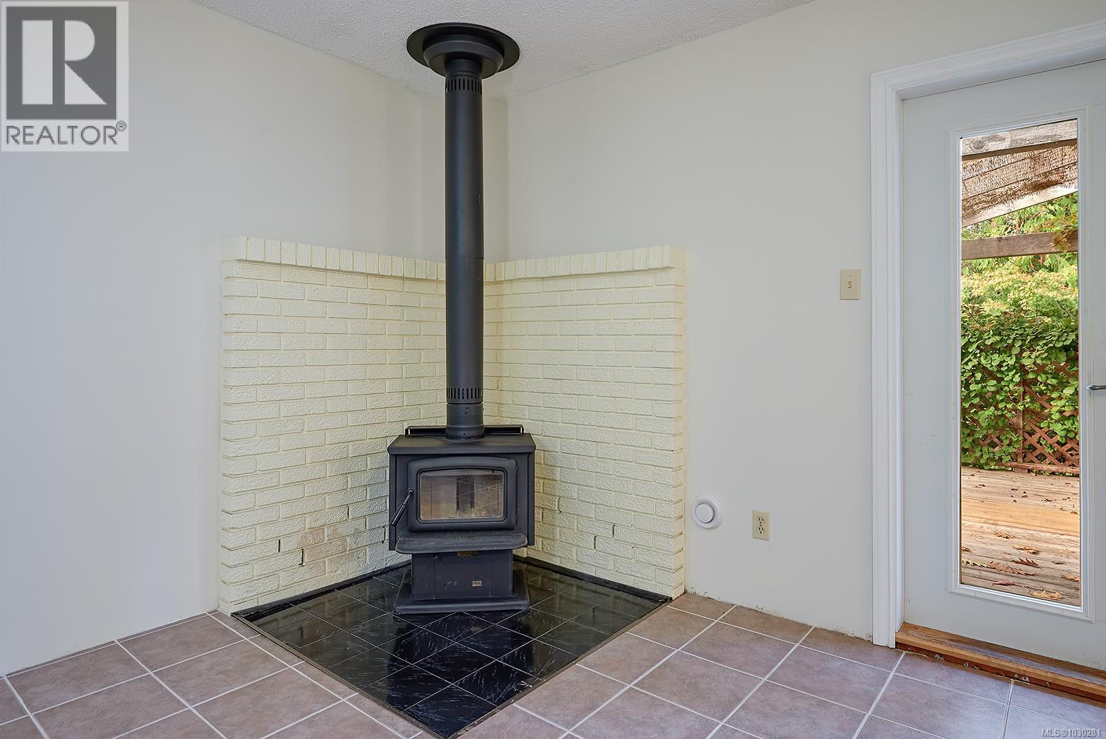 519 ASPEN Ave, Qualicum Beach