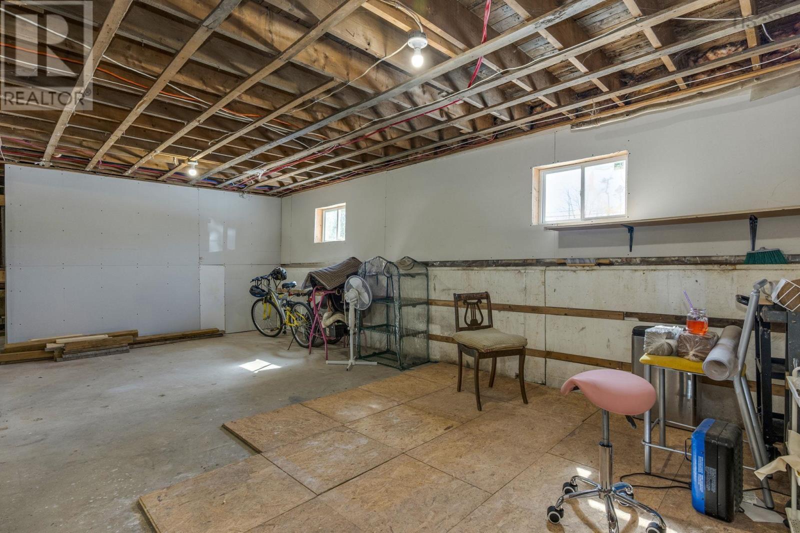 4720 CLAM HARBOUR ROAD - 37