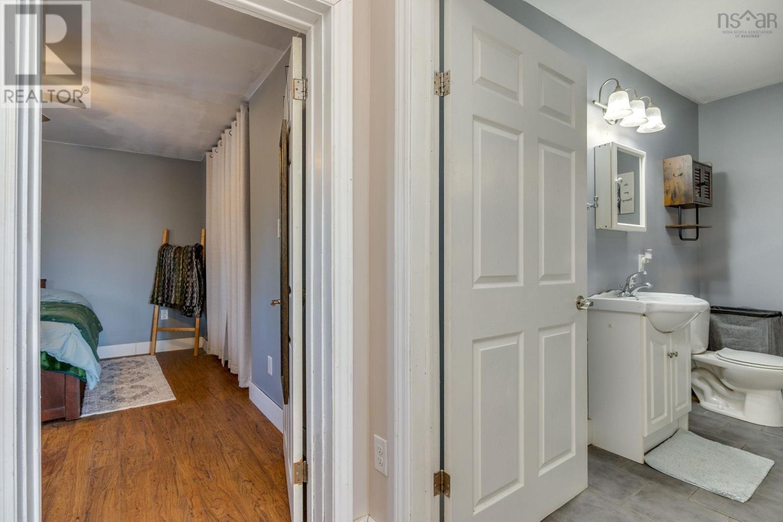 4720 CLAM HARBOUR ROAD - 5