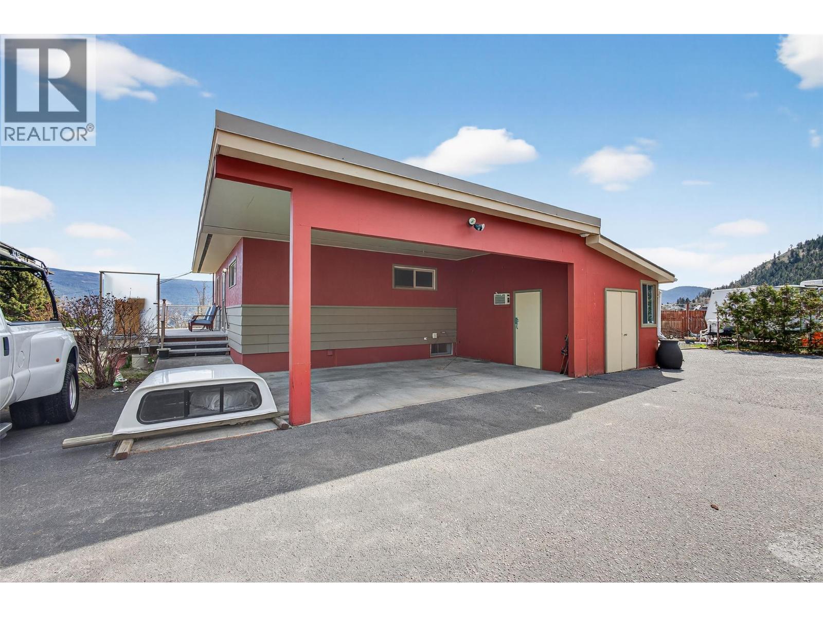  13006 Bristow Road, Summerland