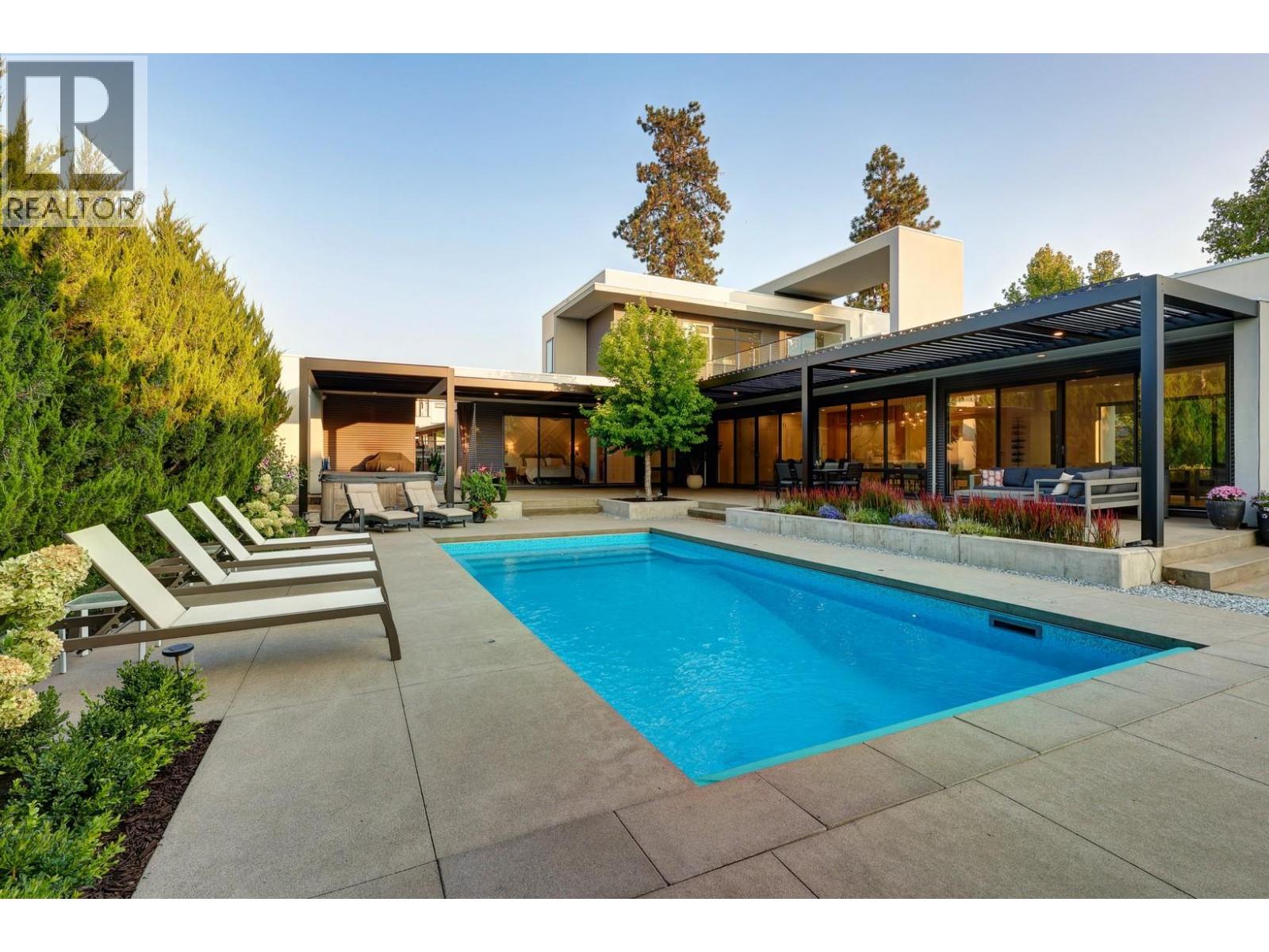 492 Knowles Road, Kelowna