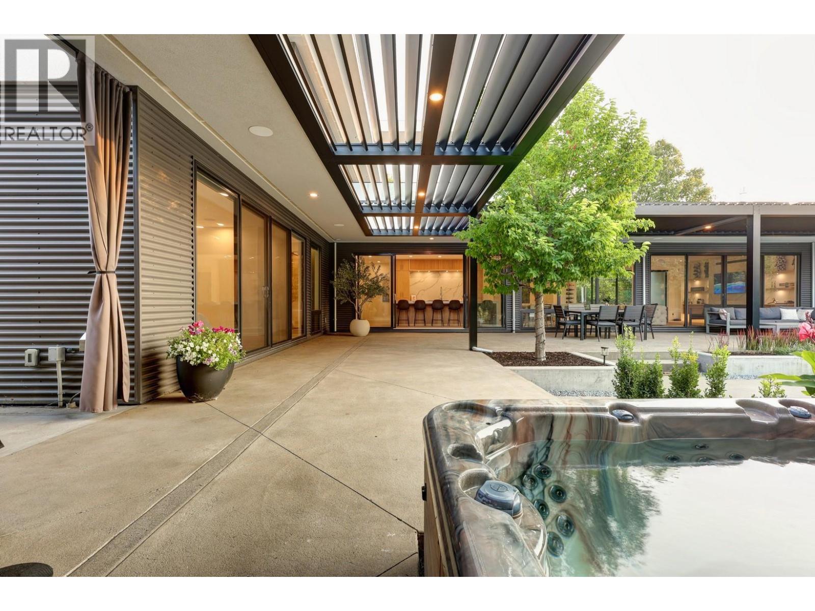 492 Knowles Road, Kelowna