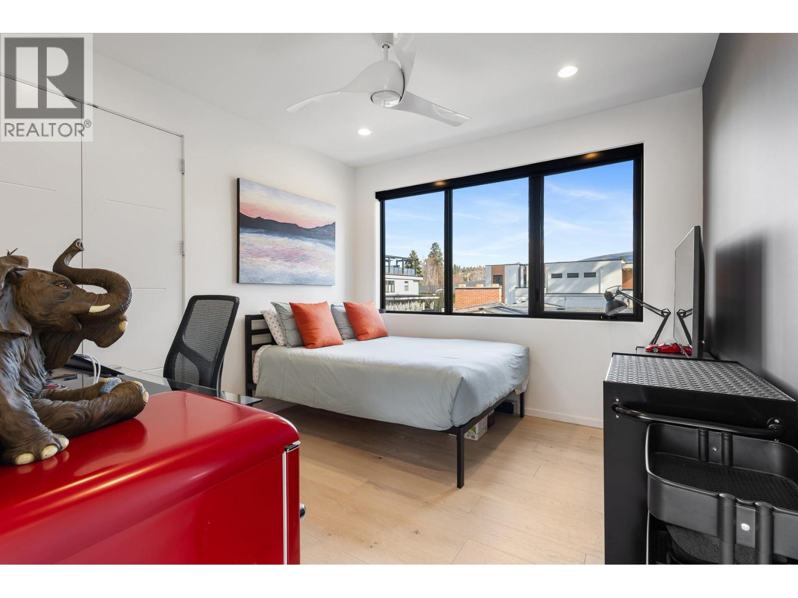 492 Knowles Road, Kelowna