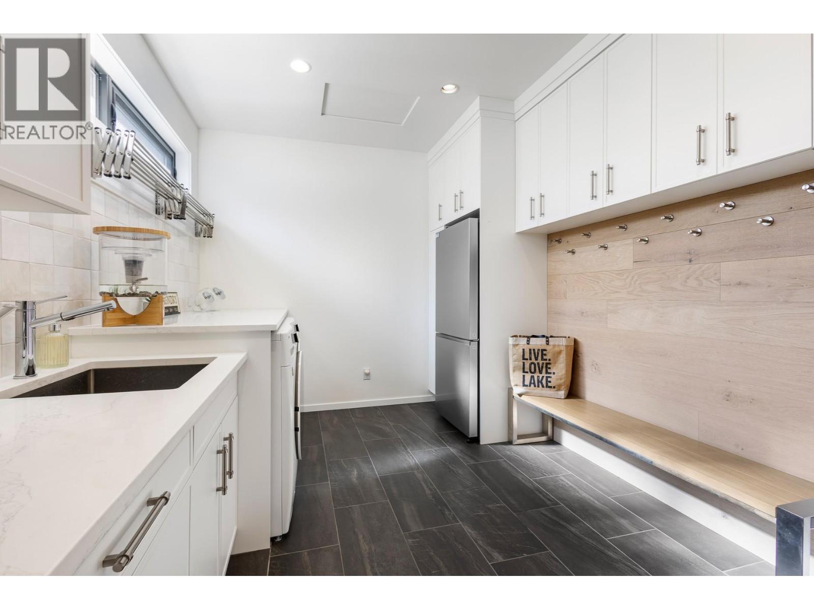 492 Knowles Road, Kelowna