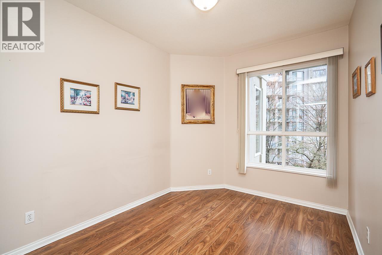 313 3098 GUILDFORD WAY, Coquitlam