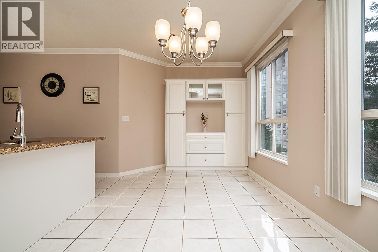 313 3098 GUILDFORD WAY, Coquitlam