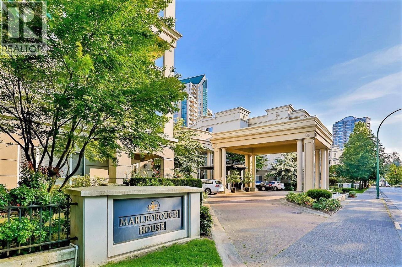 313 3098 GUILDFORD WAY, Coquitlam