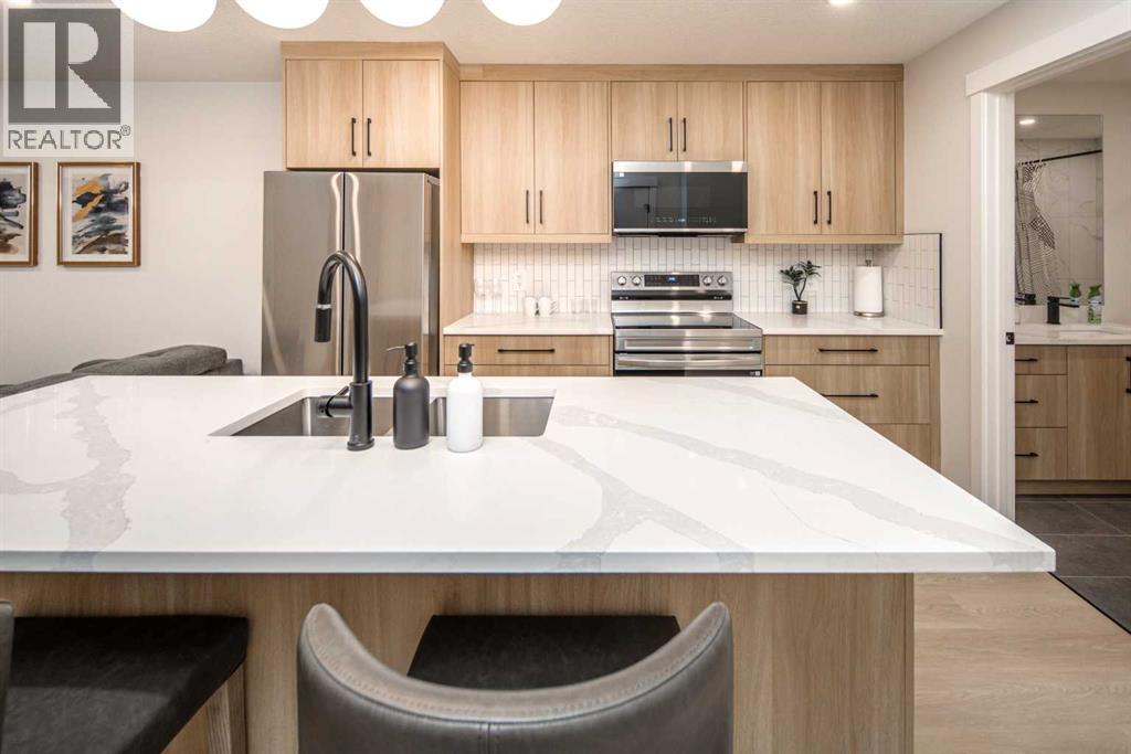 Single Family House for Sale in   Avenue NE Renfrew Calgary 