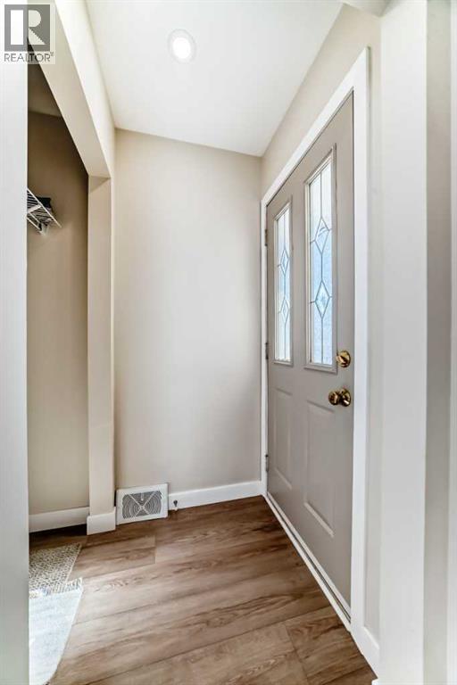 Single Family House Bungalow for Sale in  Cottonwood Crescent SE Southview Calgary 