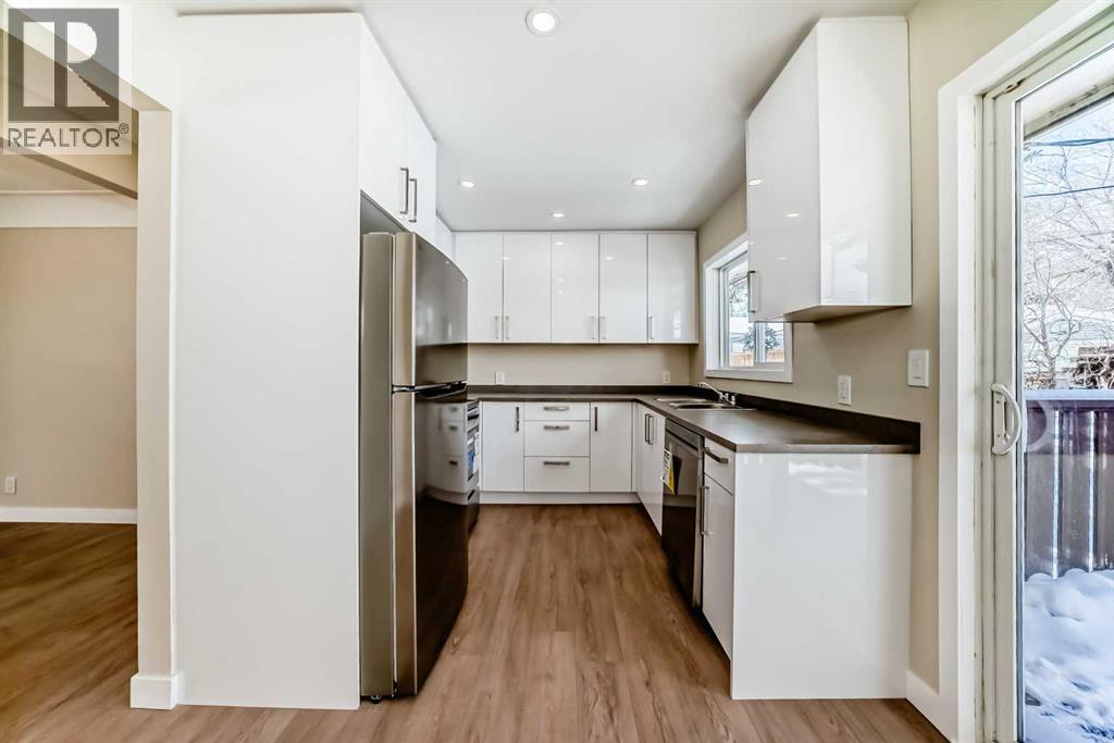 Single Family House Bungalow for Sale in  Cottonwood Crescent SE Southview Calgary 