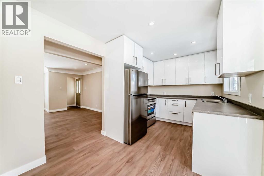 Single Family House Bungalow for Sale in  Cottonwood Crescent SE Southview Calgary 