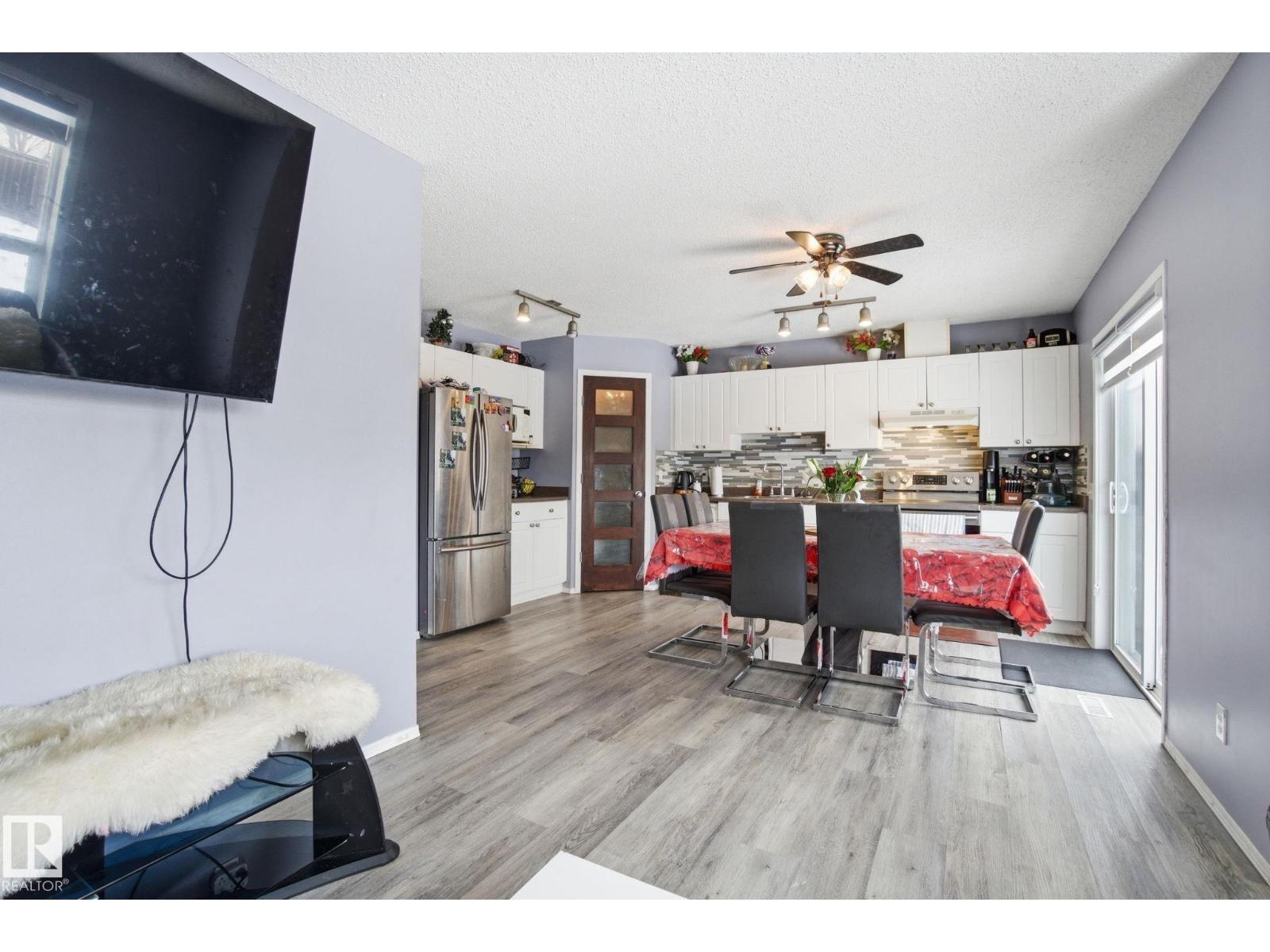 15736 141 ST NW, Edmonton