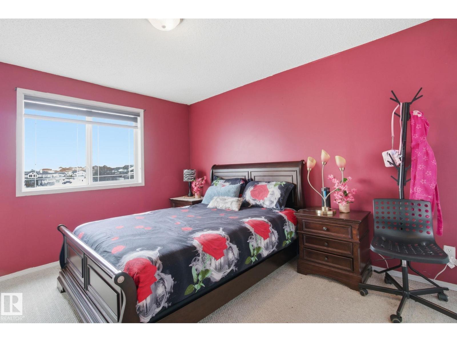 15736 141 ST NW, Edmonton