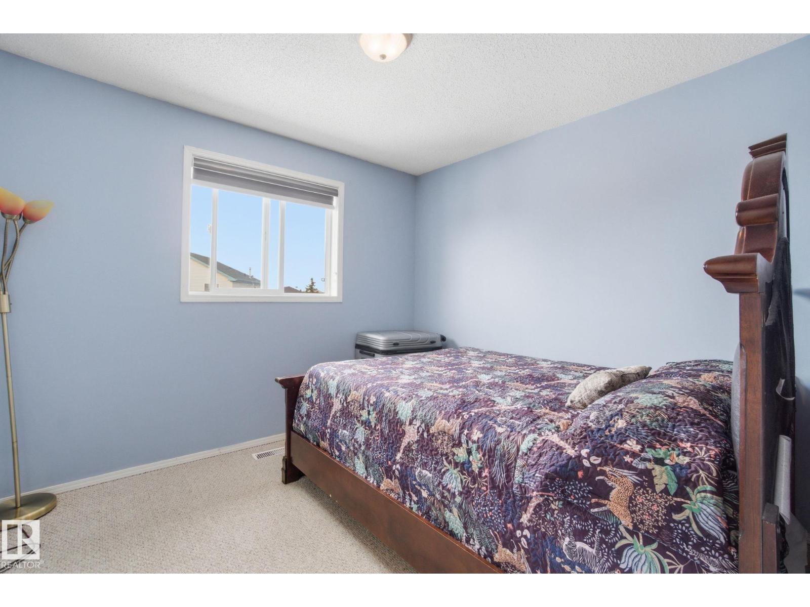 15736 141 ST NW, Edmonton