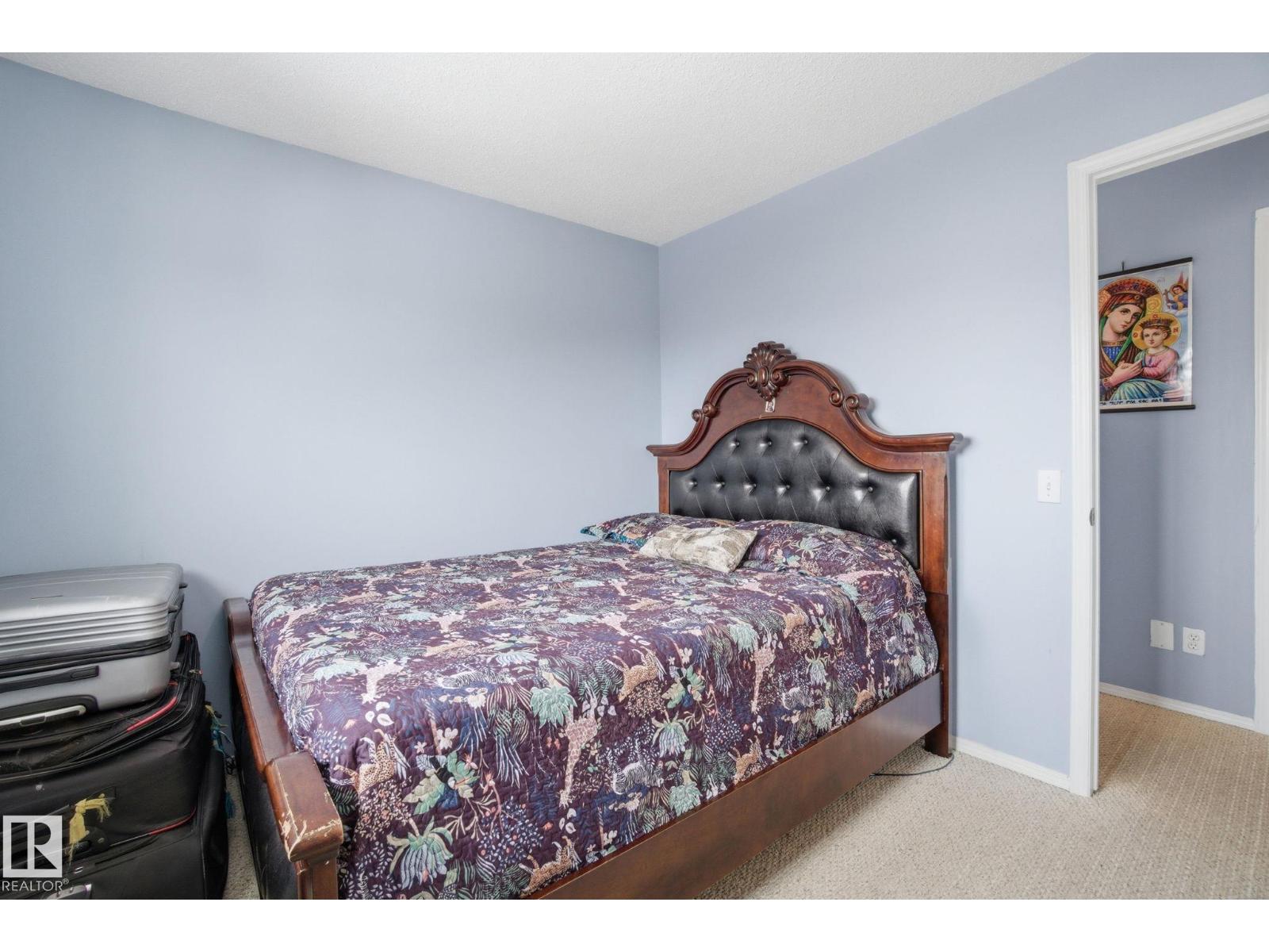 15736 141 ST NW, Edmonton