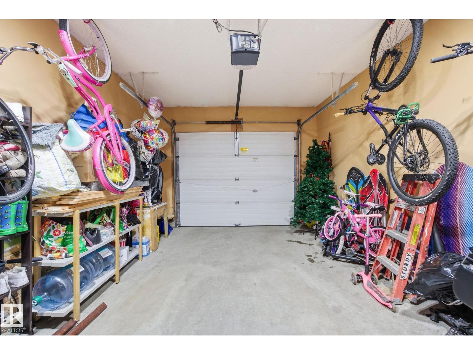 15736 141 ST NW, Edmonton