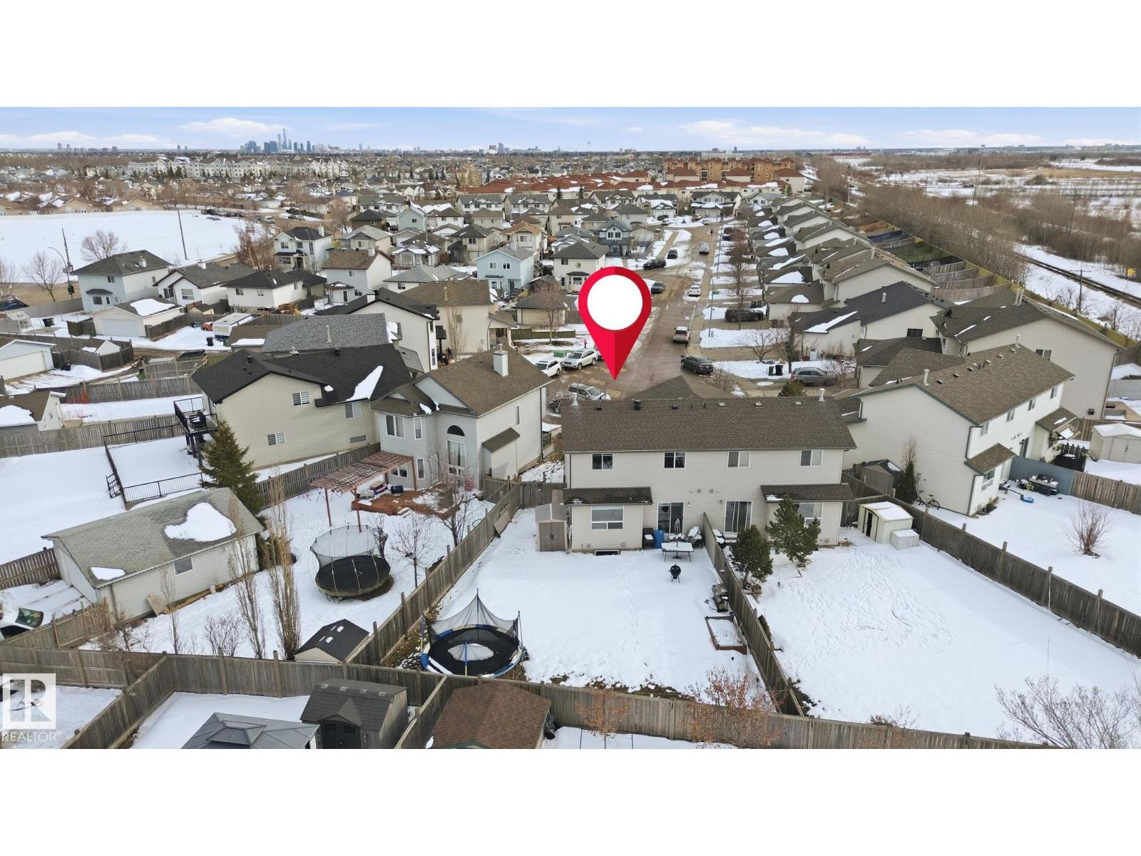 15736 141 ST NW, Edmonton