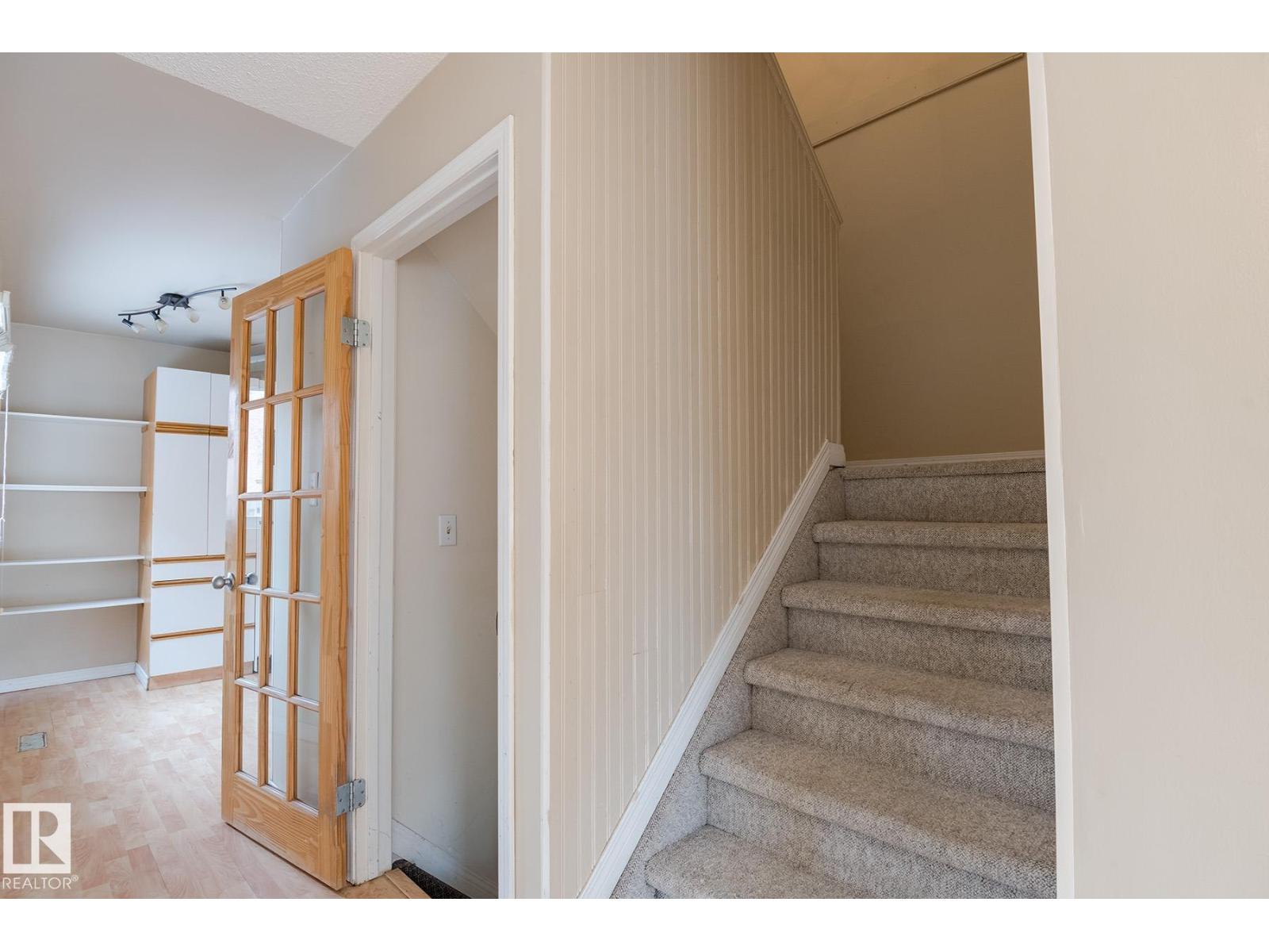 6096 MILL WOODS RD S NW, Edmonton