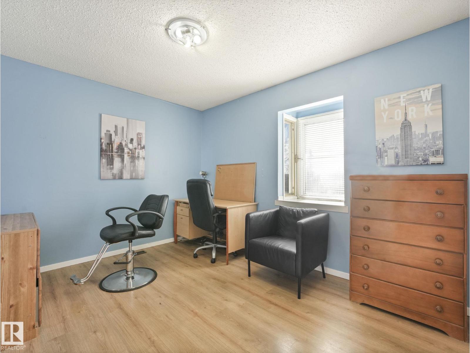 12219 25 AV NW, Edmonton