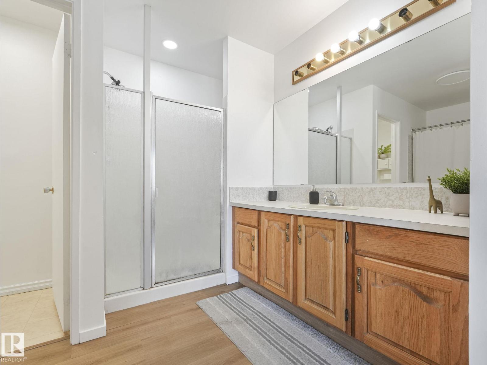 12219 25 AV NW, Edmonton