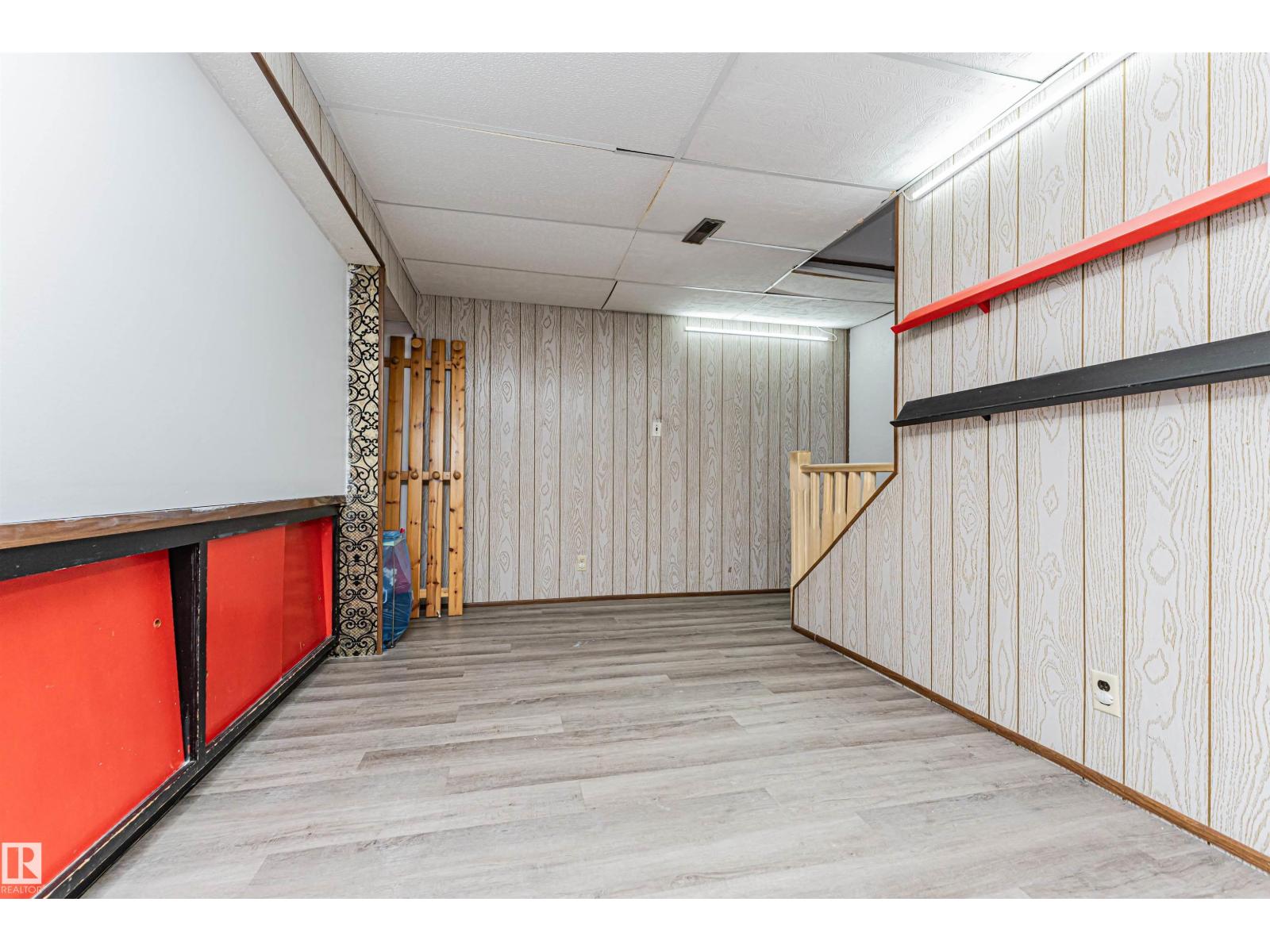 10412 39 AV NW, Edmonton