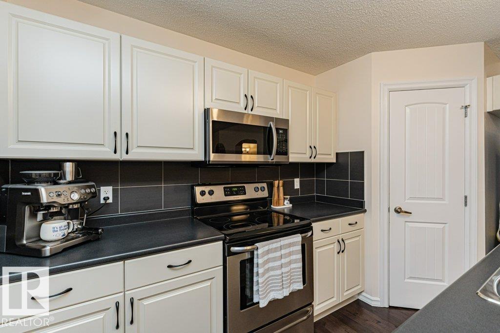 2828 21 AV NW, Edmonton