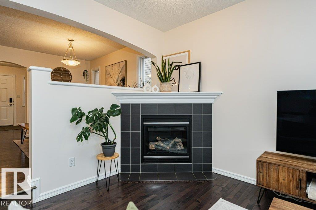 2828 21 AV NW, Edmonton