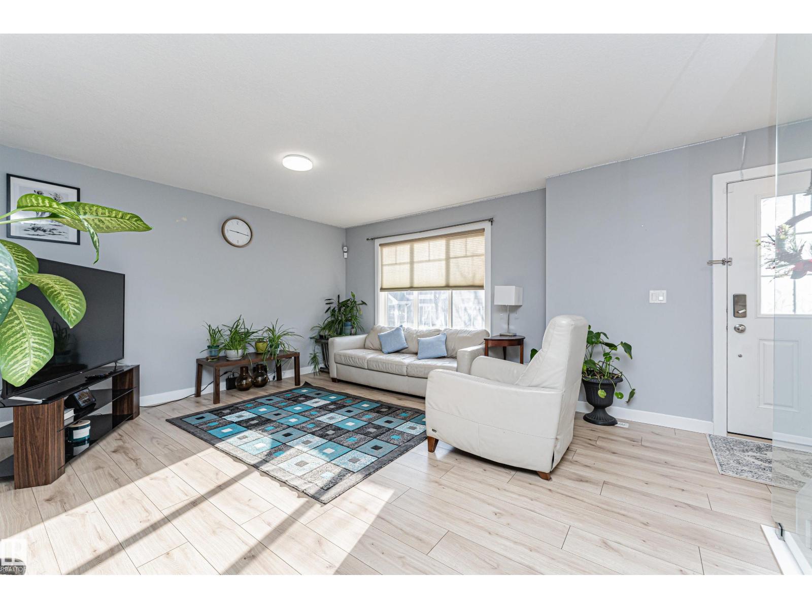 #35 675 ALBANY WY NW NW, Edmonton