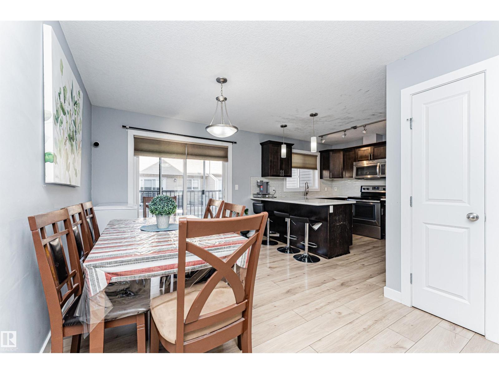 #35 675 ALBANY WY NW NW, Edmonton