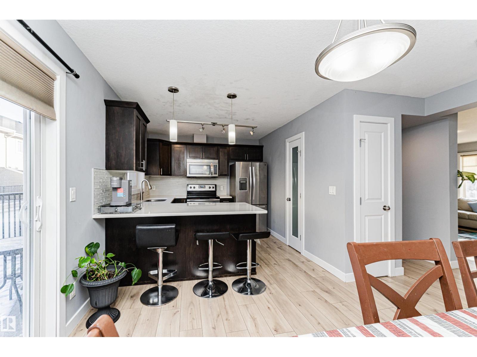 #35 675 ALBANY WY NW NW, Edmonton