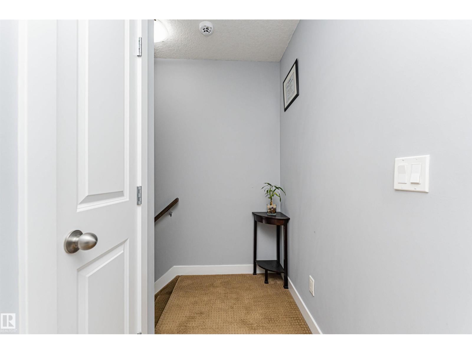 #35 675 ALBANY WY NW NW, Edmonton