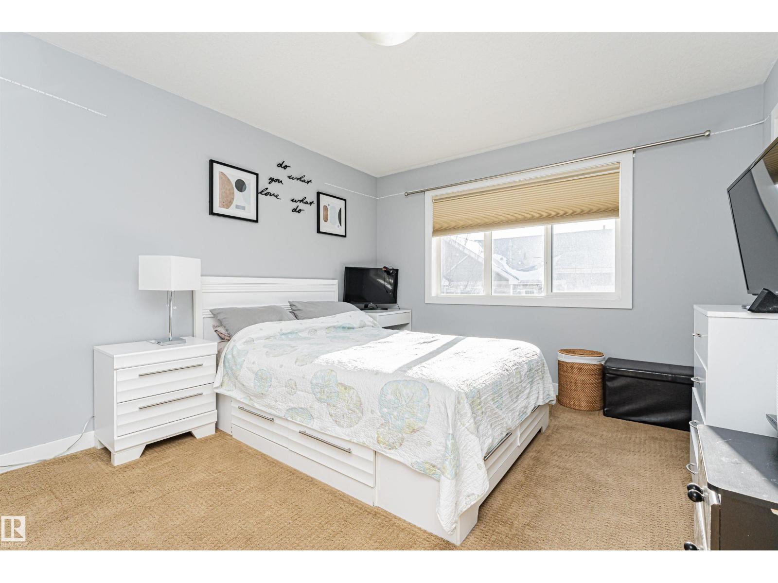 #35 675 ALBANY WY NW NW, Edmonton