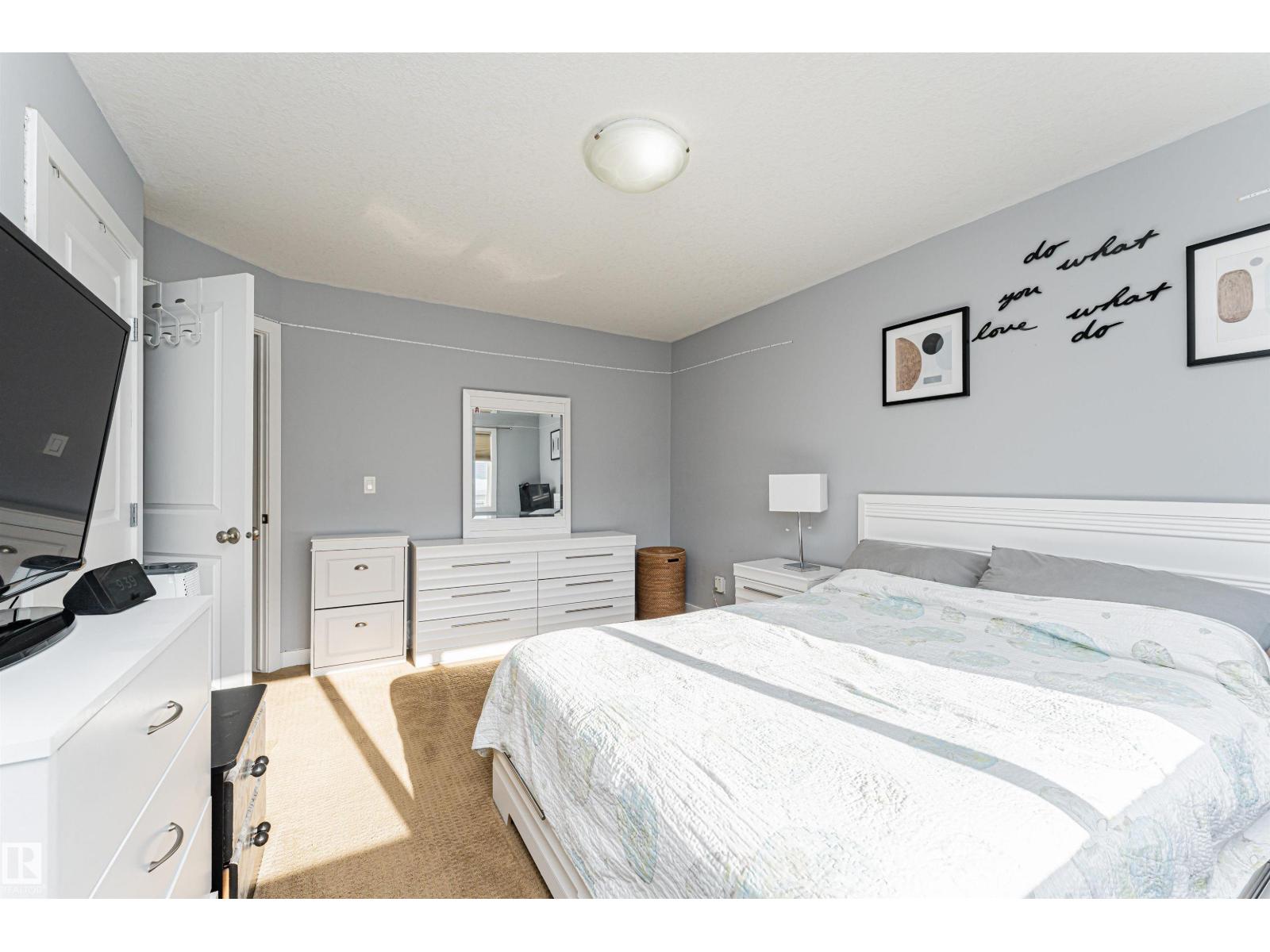 #35 675 ALBANY WY NW NW, Edmonton