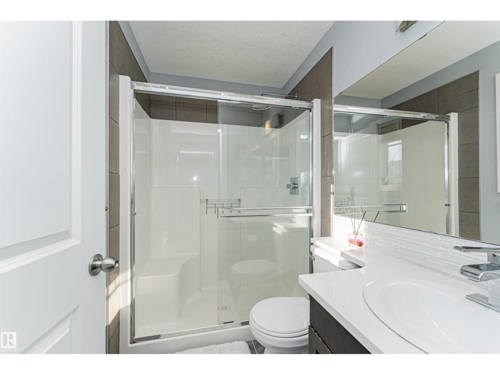 #35 675 ALBANY WY NW NW, Edmonton