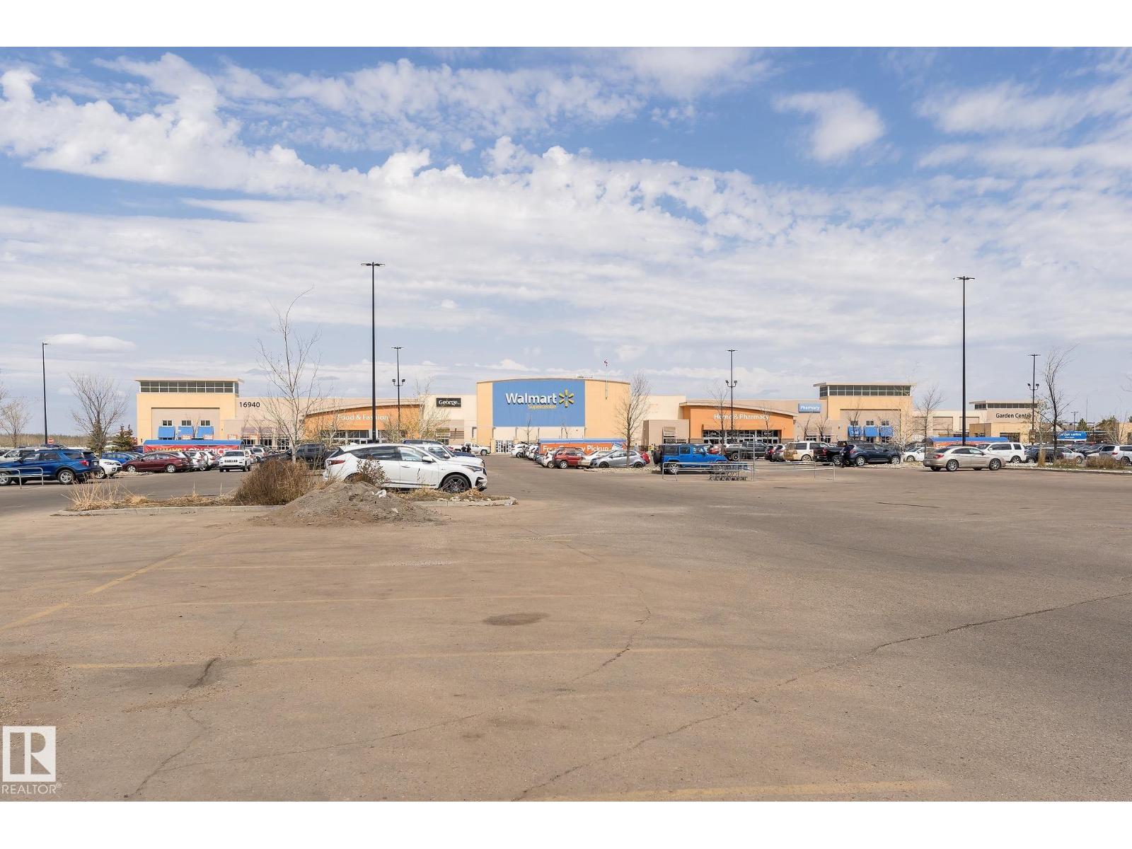 #35 675 ALBANY WY NW NW, Edmonton